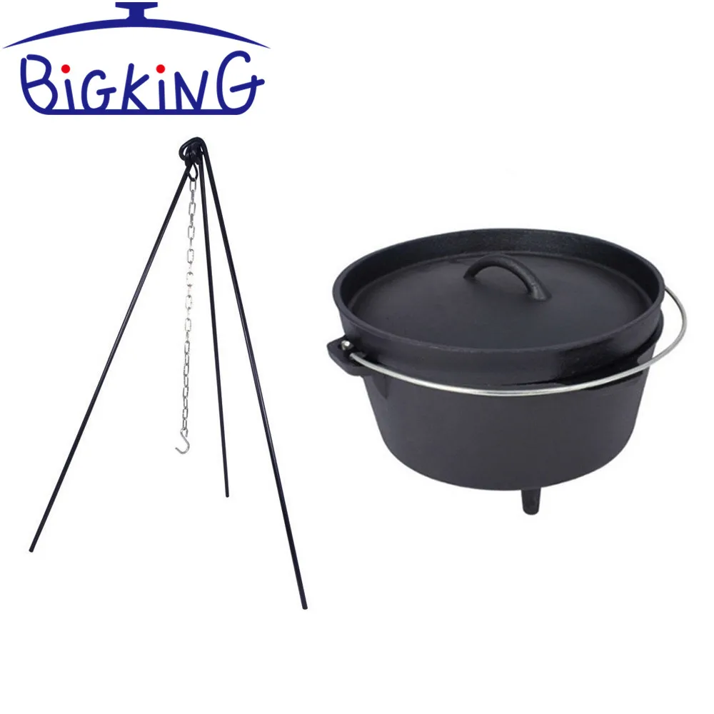 Cast Iron dutch oven in wooden box set