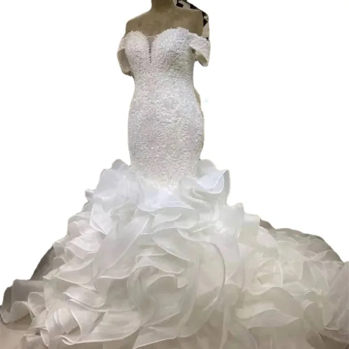 2024 New Ladies Elegant Off Shoulder Sexy Long Wedding Dress with Tail