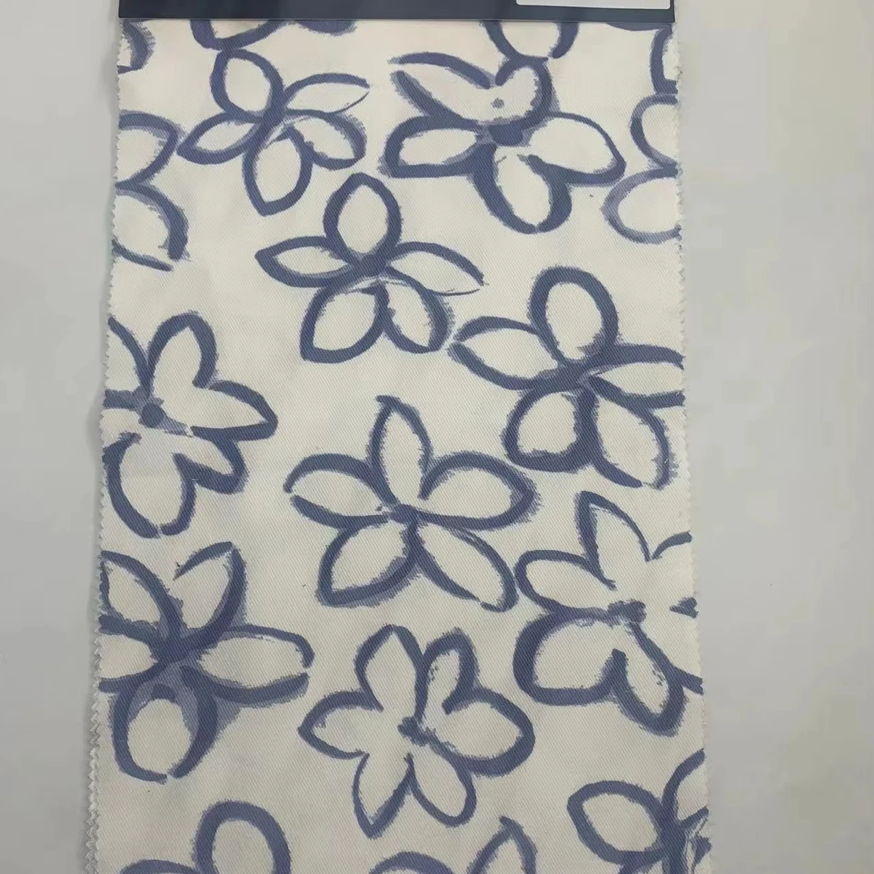 New Low MOQ Custom Various Color And Pattern 100% Cotton Peached Twill Fabric Printed Fabric