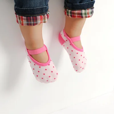 
2021 spring summer baby transparent soft rubber sole footwear toddler breathable non-slip indoor floor socks 