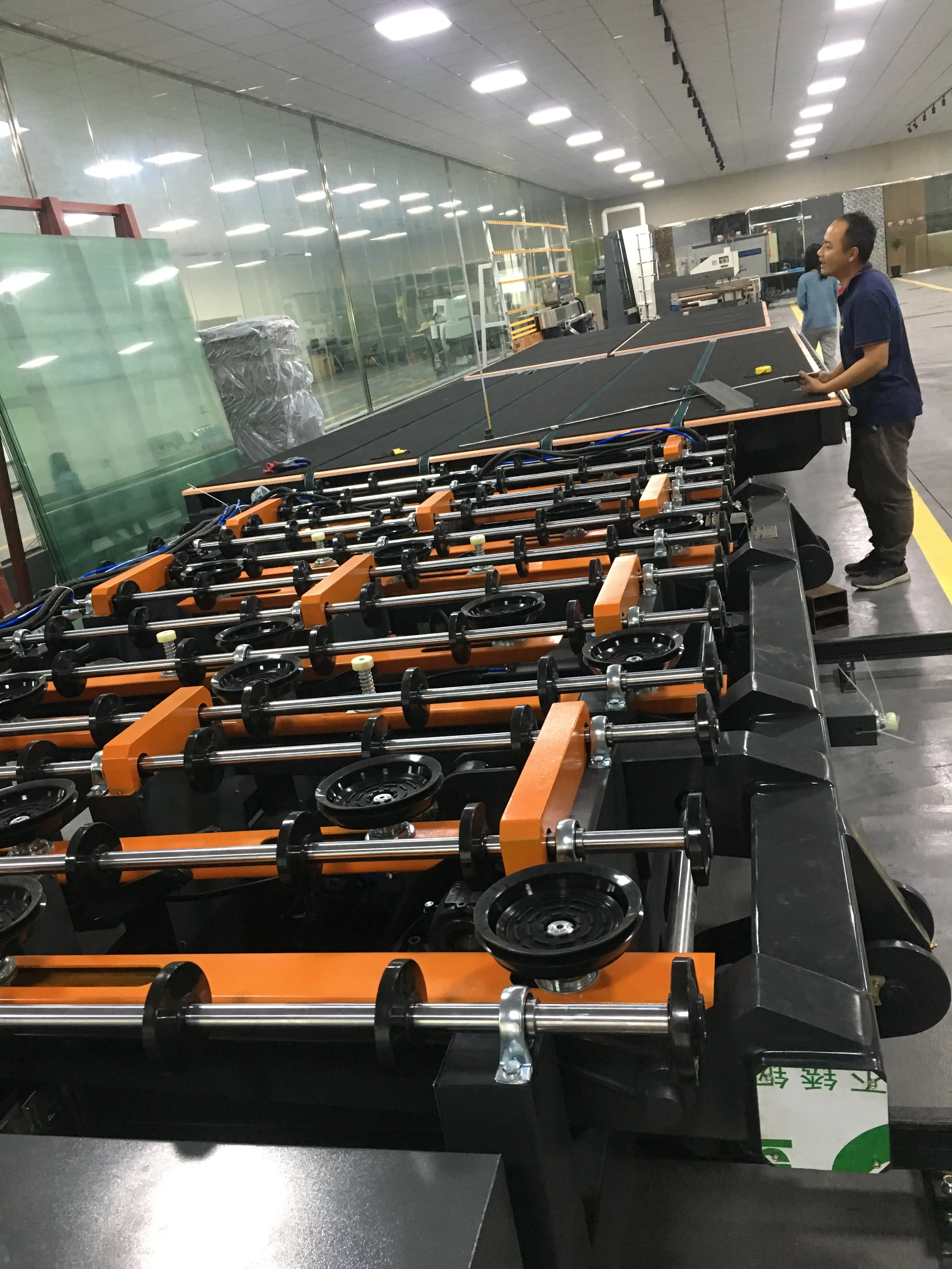 SANKEN высокоэффективный Высокоточный простой в эксплуатации станок для резки стекла с ЧПУ