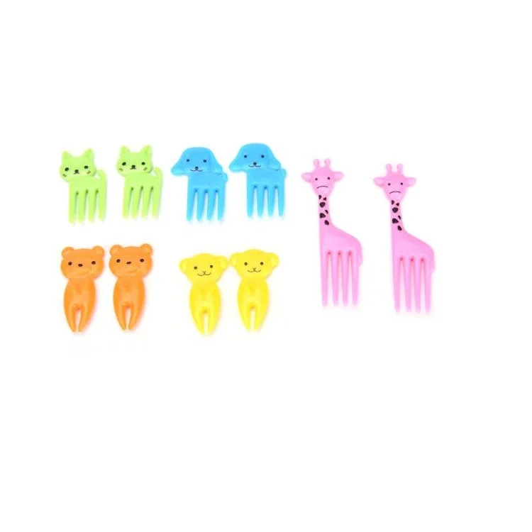 Hot sales  10pcs Bento Kawaii Animal Food plastic Fruit Picks Forks Giraffe Dog Cat Bear panda elephant
