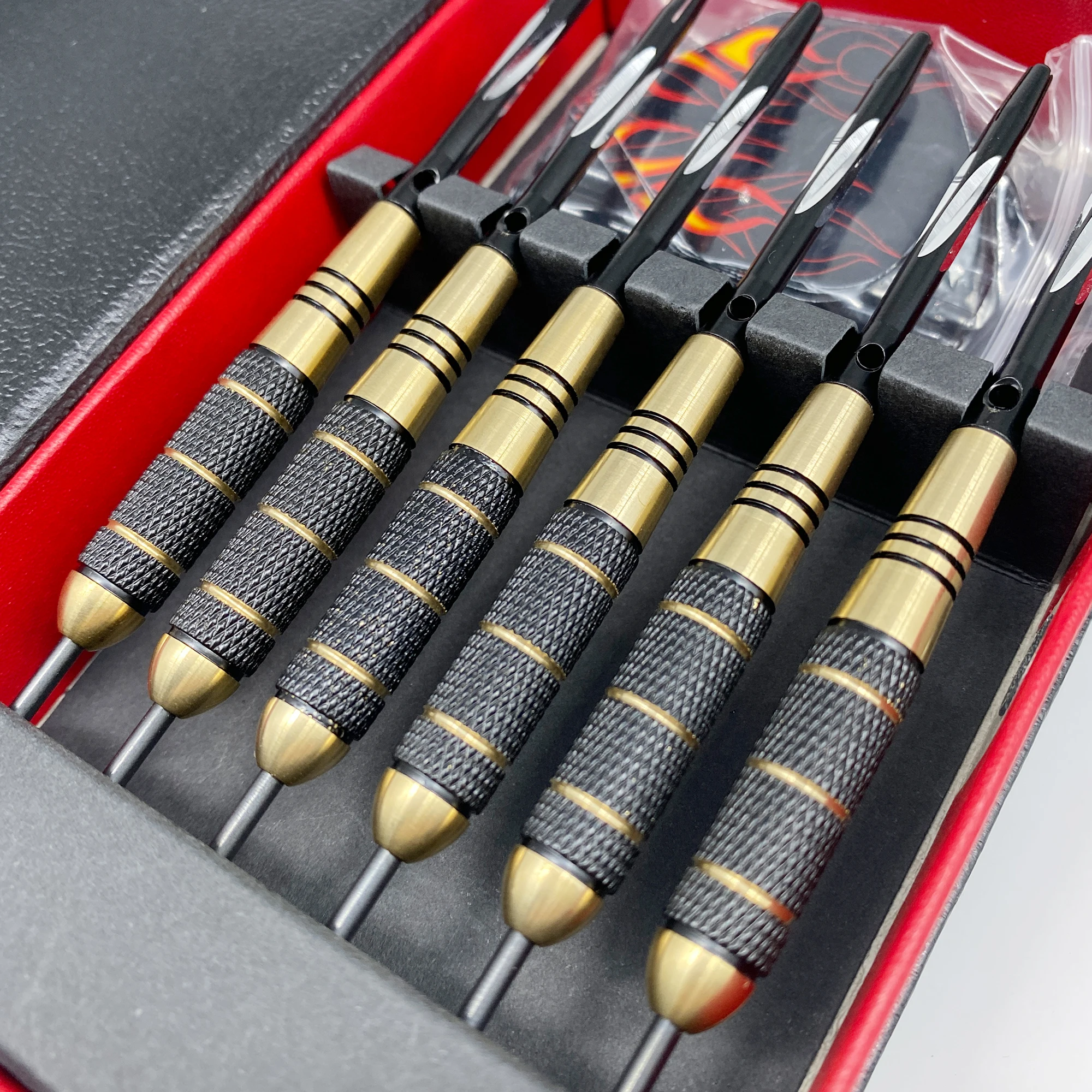 Darts Professional 24g Steel Tip Dart with Aluminium Shafts Nice Dart Flights