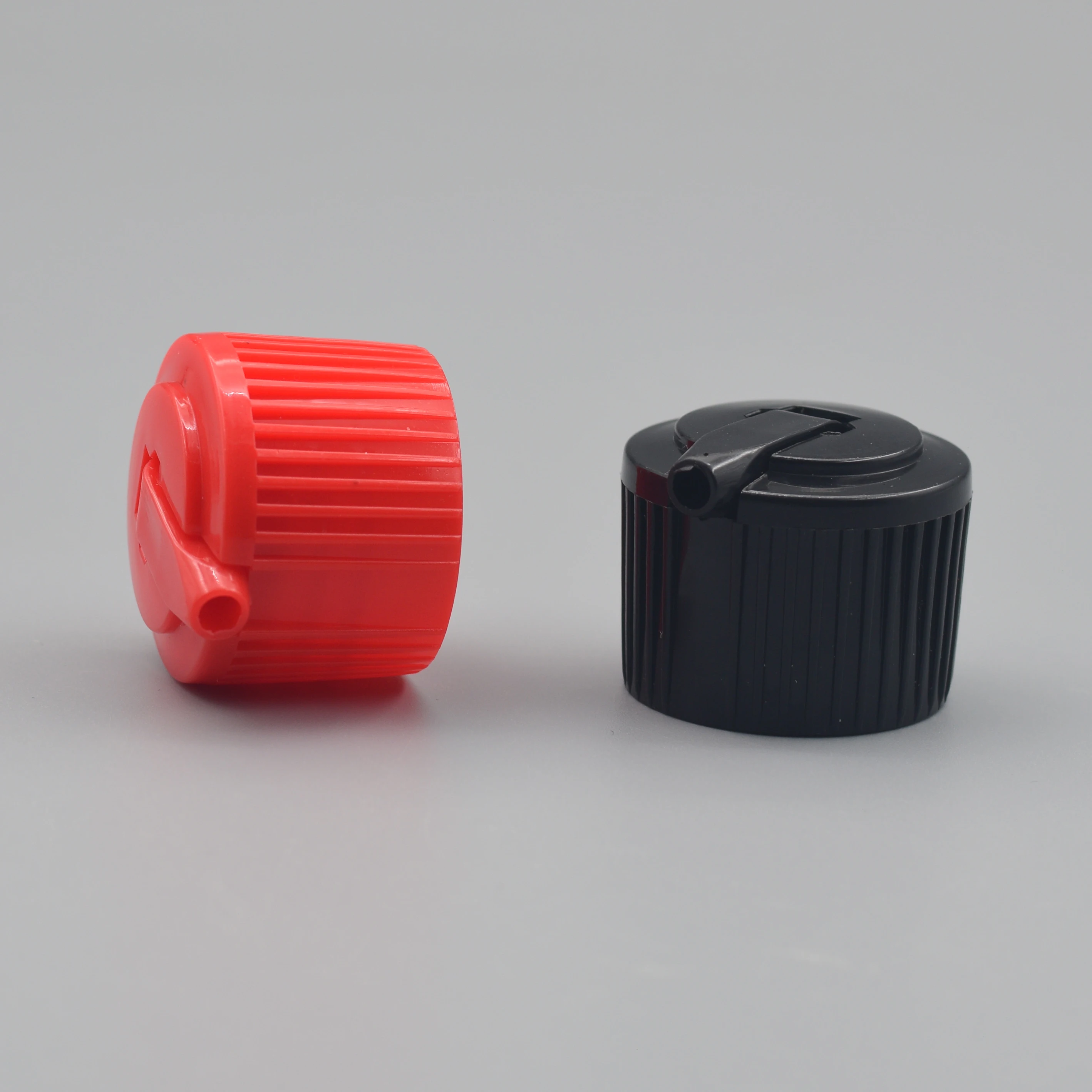 Wholesale Pp 20mm 24mm 28mm White Plastic Turret Spout Dispensing Screw Flip Top Caps for chemical bottles