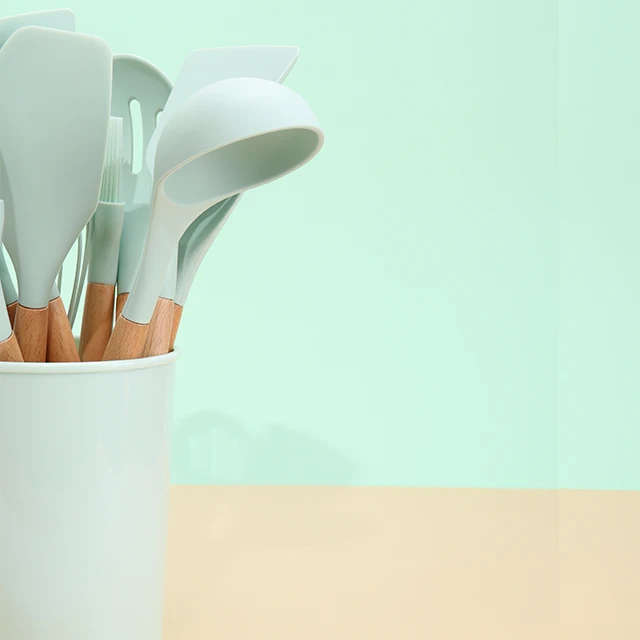 BPA Free Food Grade Cooking Utensils 11 Pieces Wooden Silicone Kitchen Accessories Utensils Set with Spoon Turner Spatula