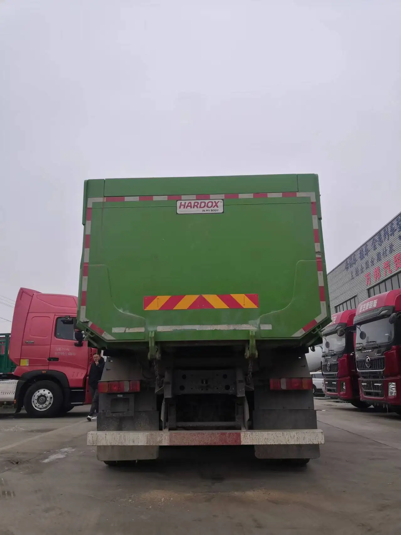Howo A7 8x4 Used Dump Truck for Sale