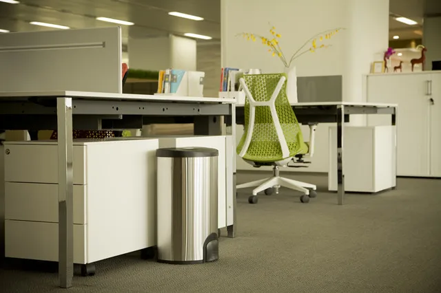 toe tap automatic waste bin Indoor outdoor smart trash can  Better homes and gardens waste bin