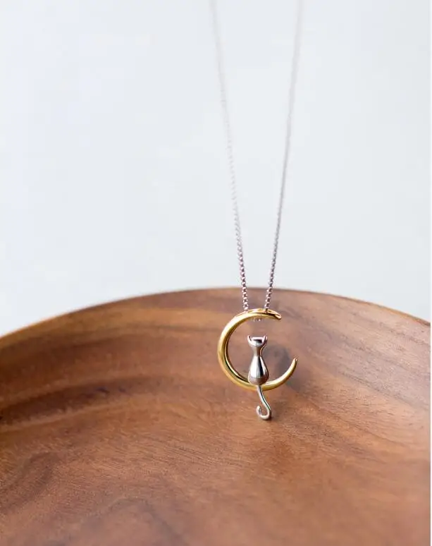 Animal Jewelry 925 Silver Necklace Cat and Moon Pendant Necklace for girls