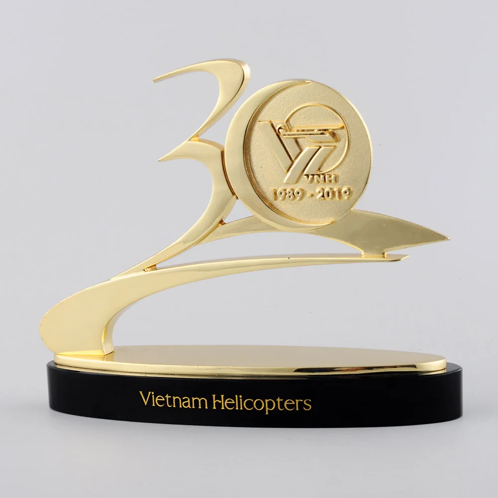 Company Anniversary Celebration trophy to commemorate outstanding employee service years Custom metal Award Anniversary Trophy