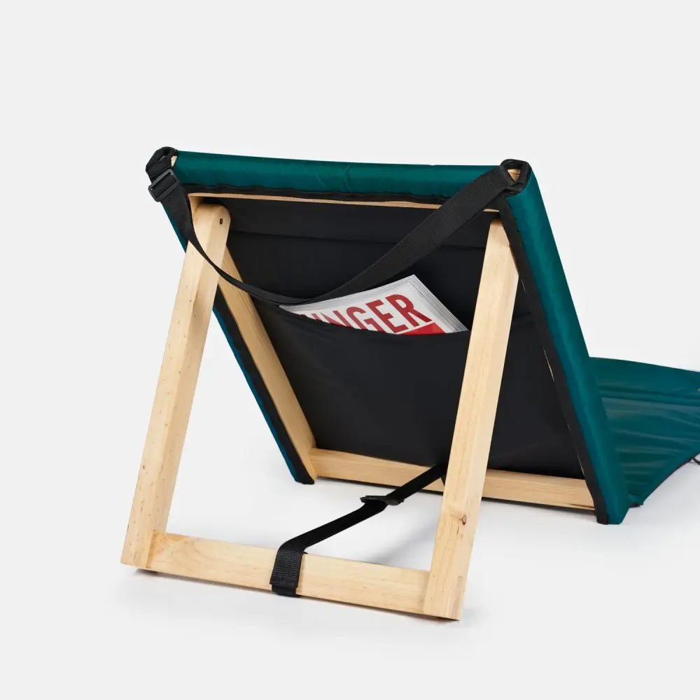 Custom New Design Adjustable Backrest Low Reclining Sun Lounge Wooden Frame Sand Less Waterproof Folding Picnic Beach Mat Chairs