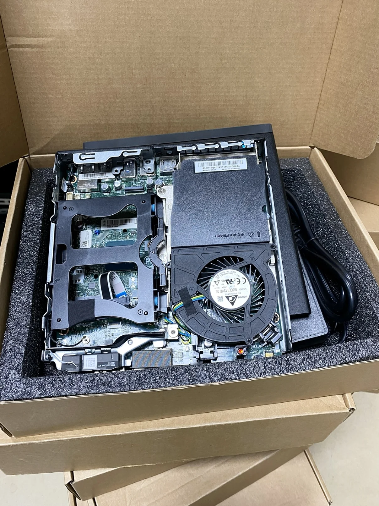 Used original Lenovo m720q Business Minicomputer supports i3i5i7 Design Games Business Home Entertainment Wireless mini pc