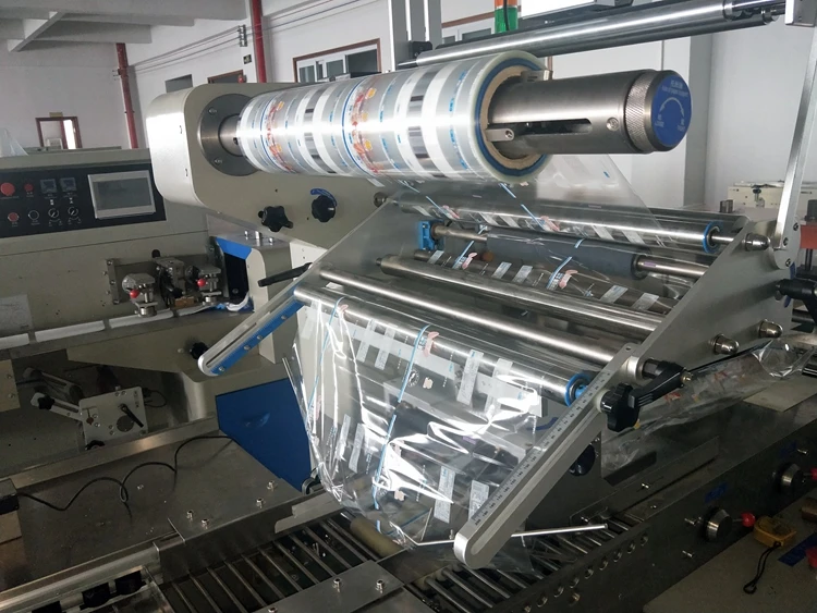 Chinese Manufacturer Full Automatic High-Speed Servo Bag Pillow Packaging Machine