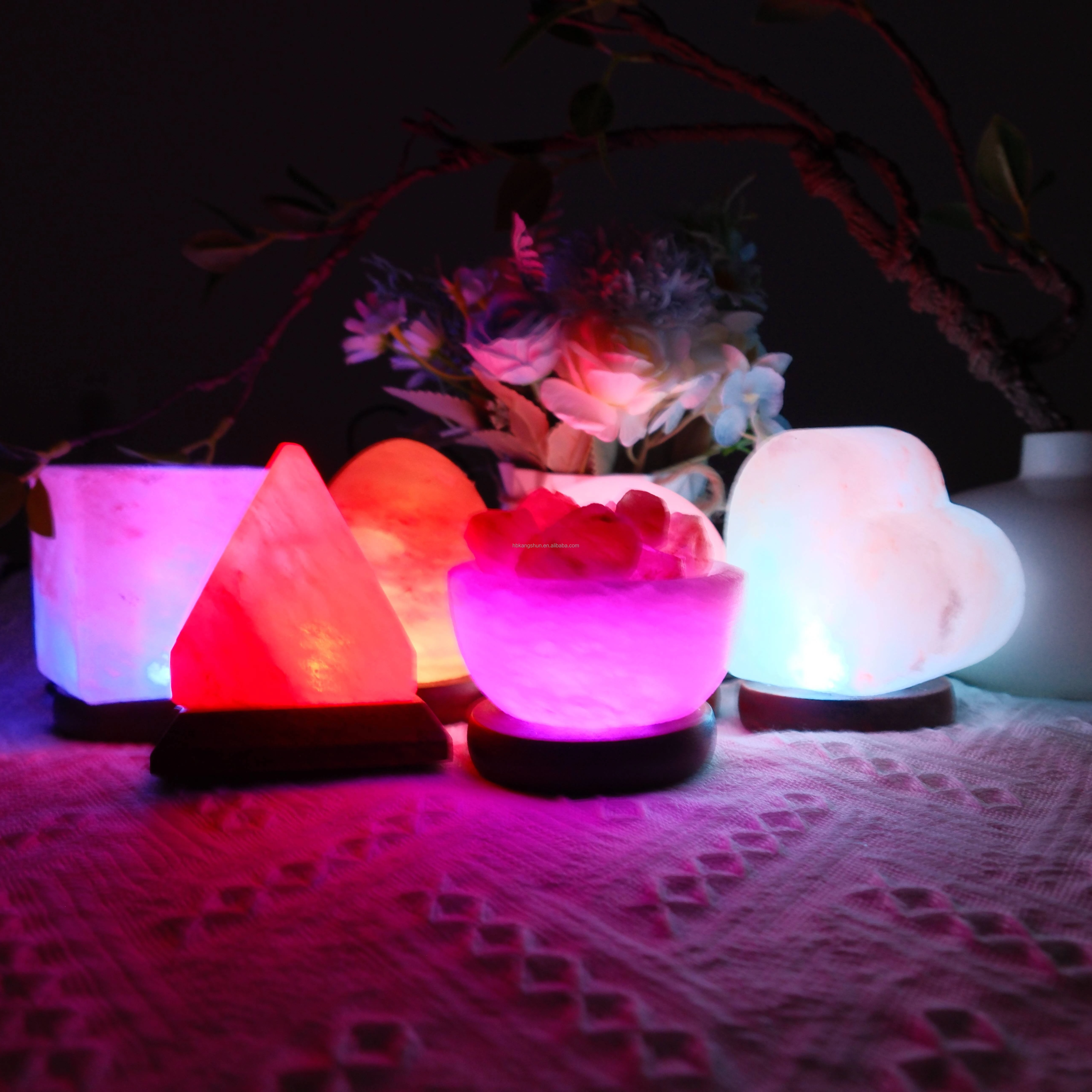 Himalayan Hand Carved USB Salt Lamp Pyramid Crystal Feng Shui Home Decoration Color Changing Releases Negative Ions Stylish Love