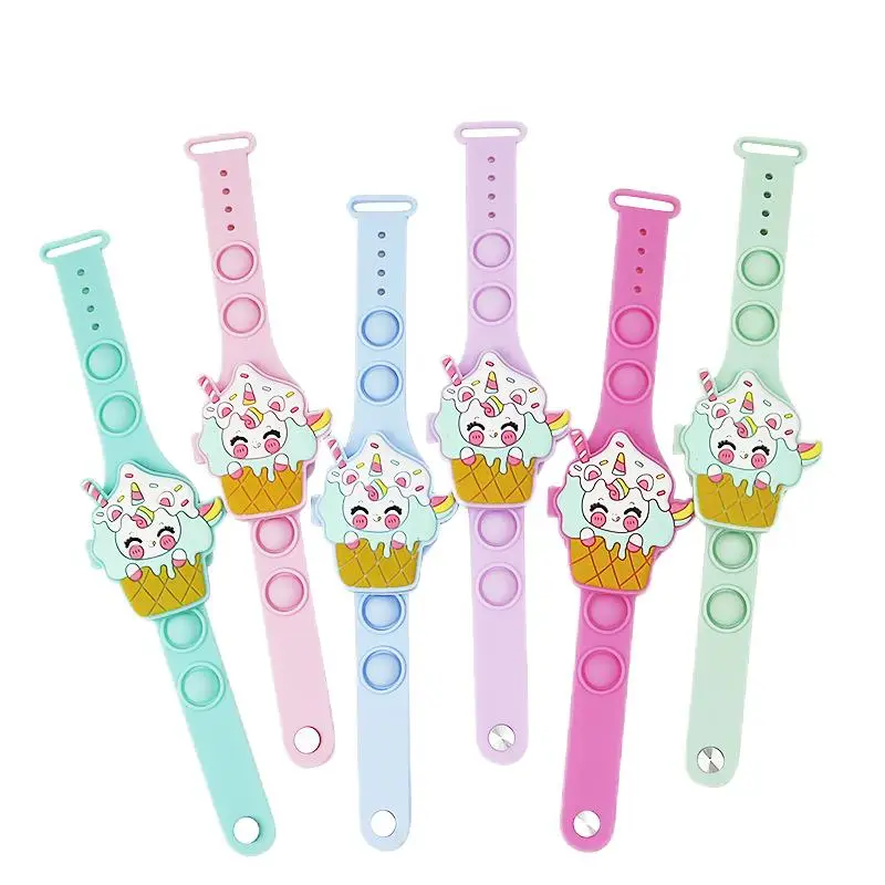 Счетчик 2023 цифровой закрытый светодиодный силиконовый браслет с единорогом