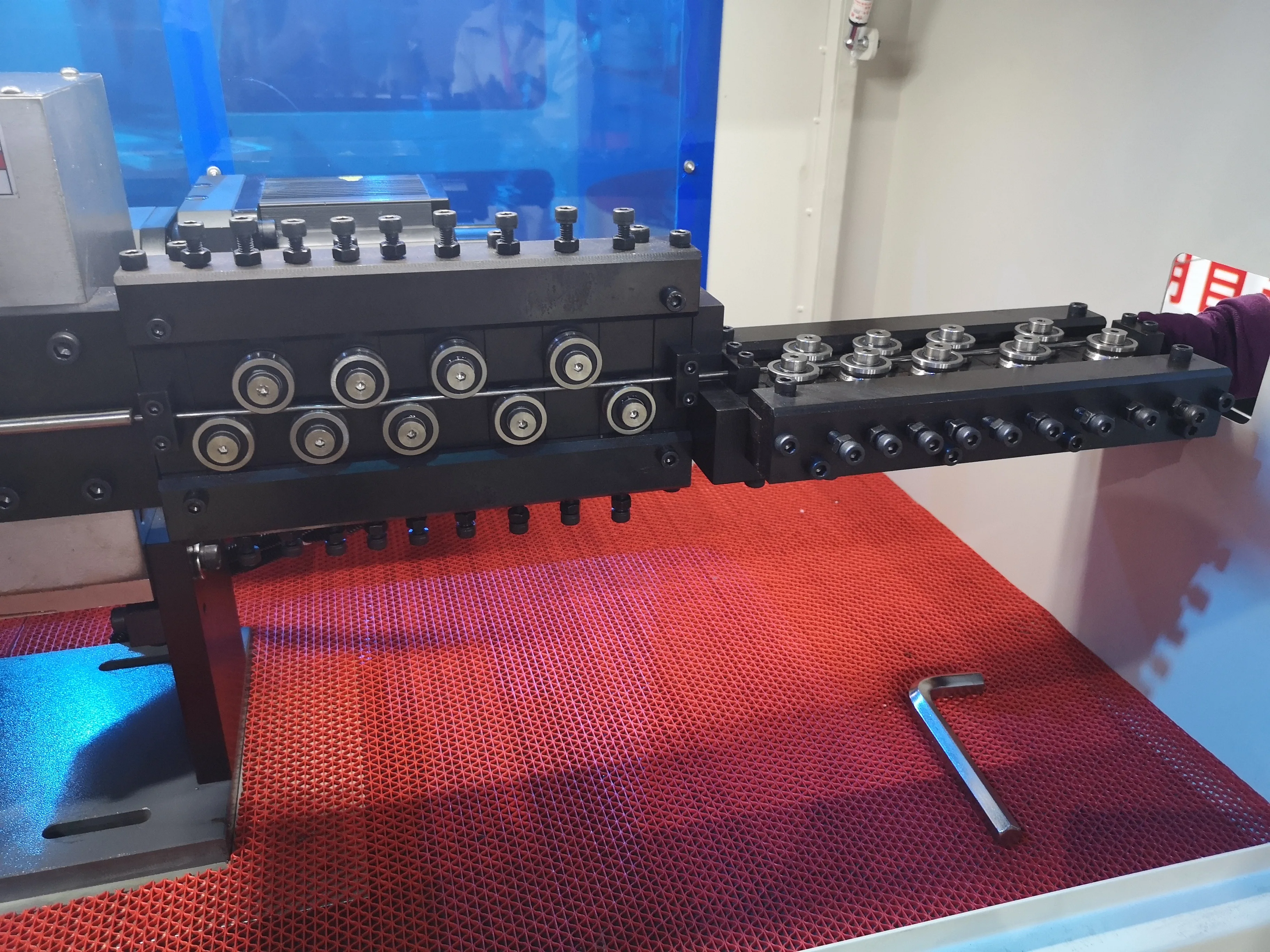 Low price automatic 2d cnc 8mm wire bending machine