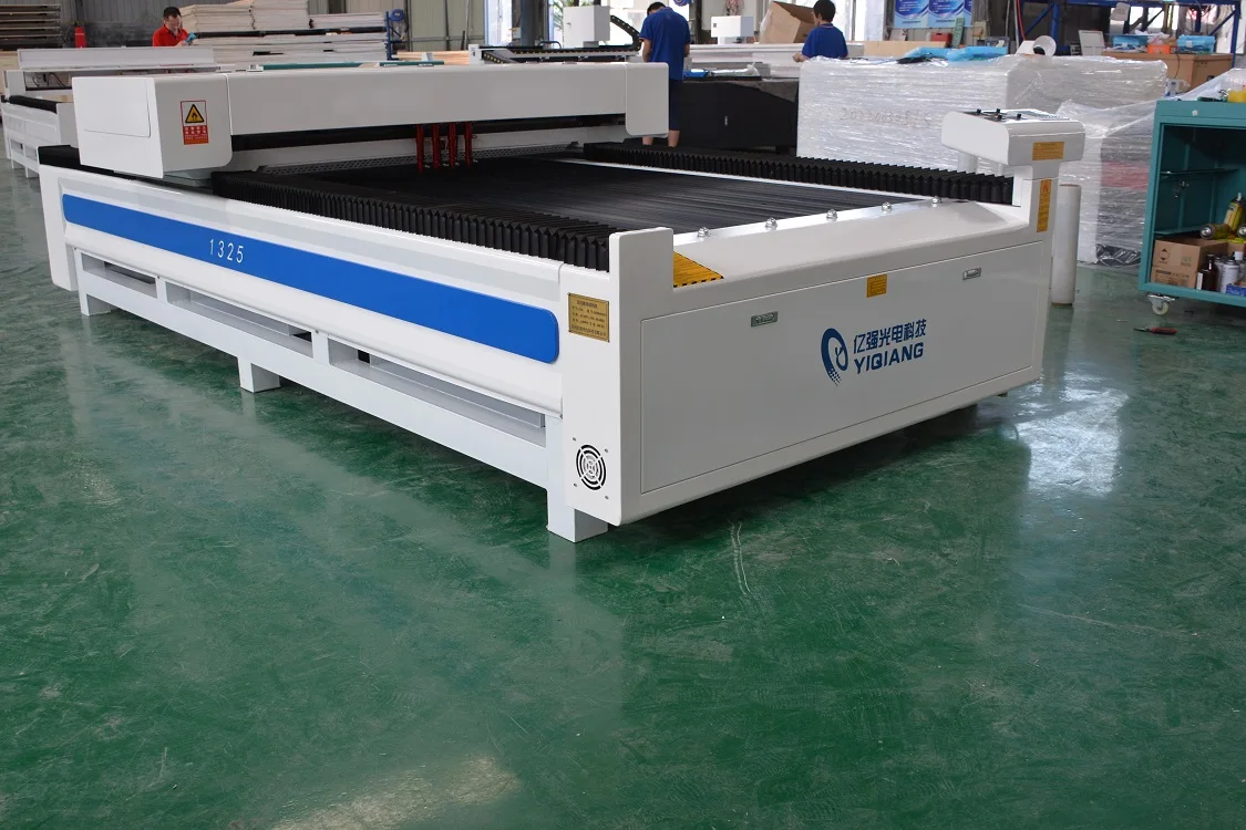 Factory price Ruida 1325  80W 100W 150W 300W CO2 laser cutting machine for cutting acrylic wood