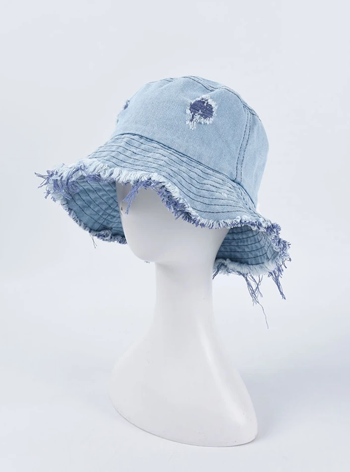 bucket hat (3).jpg