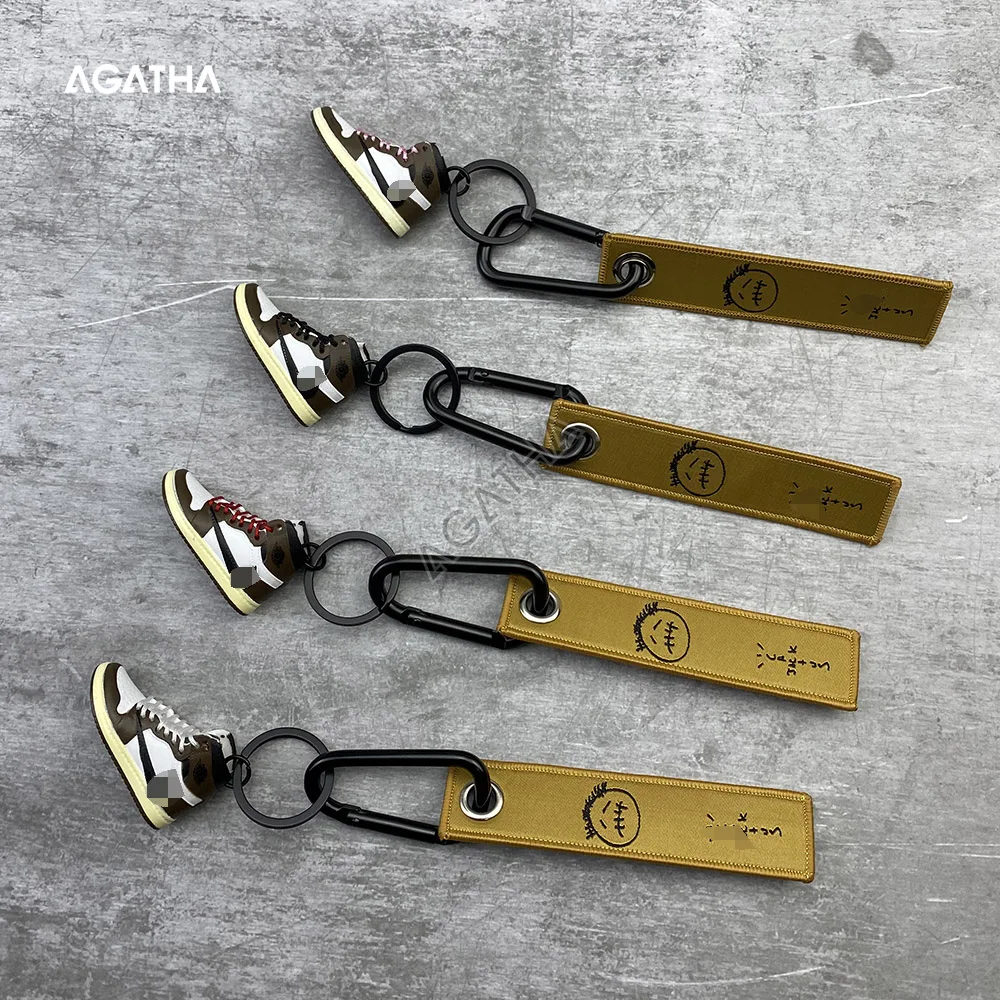 sneaker keyring (4).jpg