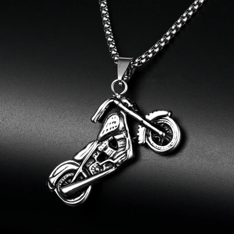 Men Vintage Gothic Ghost Rider Necklace  Alloy Motorcycle Motor Bike Pendant Necklace Rock Jewelry