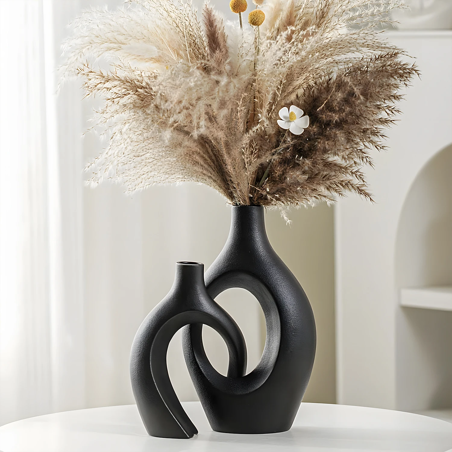Black Modern Dried Flower Vases Customized Vintage Vase for Artificial Flowers