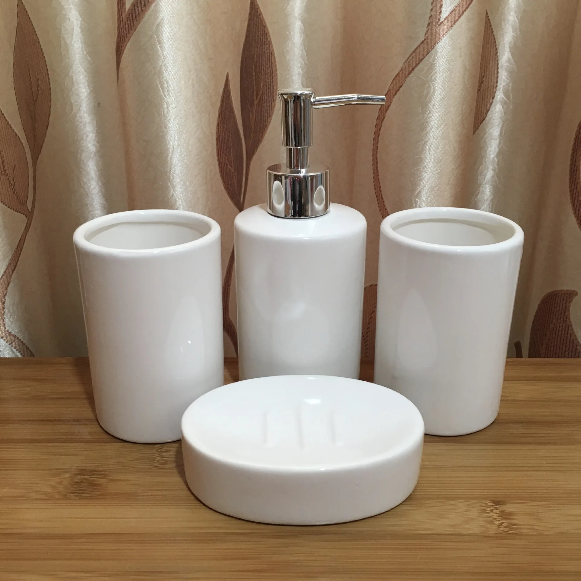 4Pcs Nordic Empty White Ceramic Lotion Bottle Soap Dispenser Toothbrush Holder Cup Bathroom Products Accessories Set