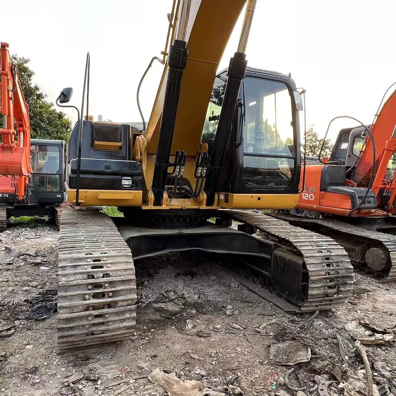 big caterpillar excavator 325D 330D 336D for sale in albania