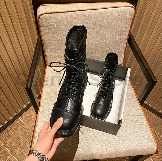 New arrival round toe platform low heel boots for cool gril shoes fashion new style flats heels winter shoes lace up ankle boots