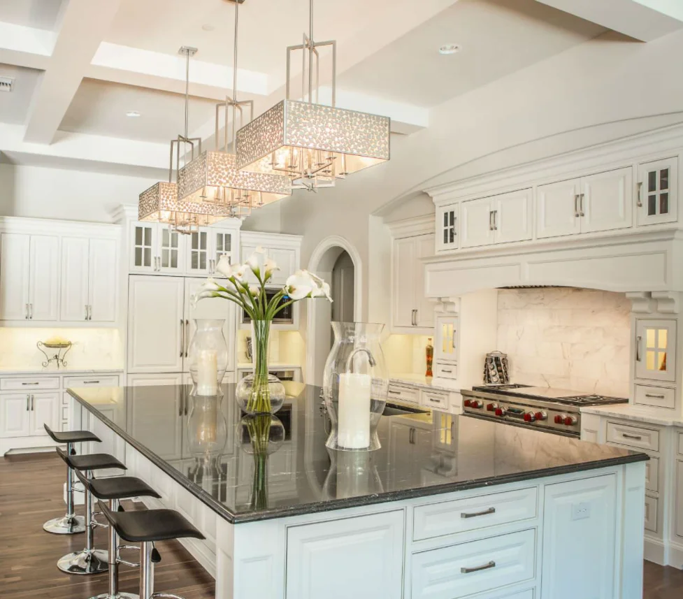 Modern Cheap White Lacquer 3D Kitchen Cabinets Solid Wood Design Made In China