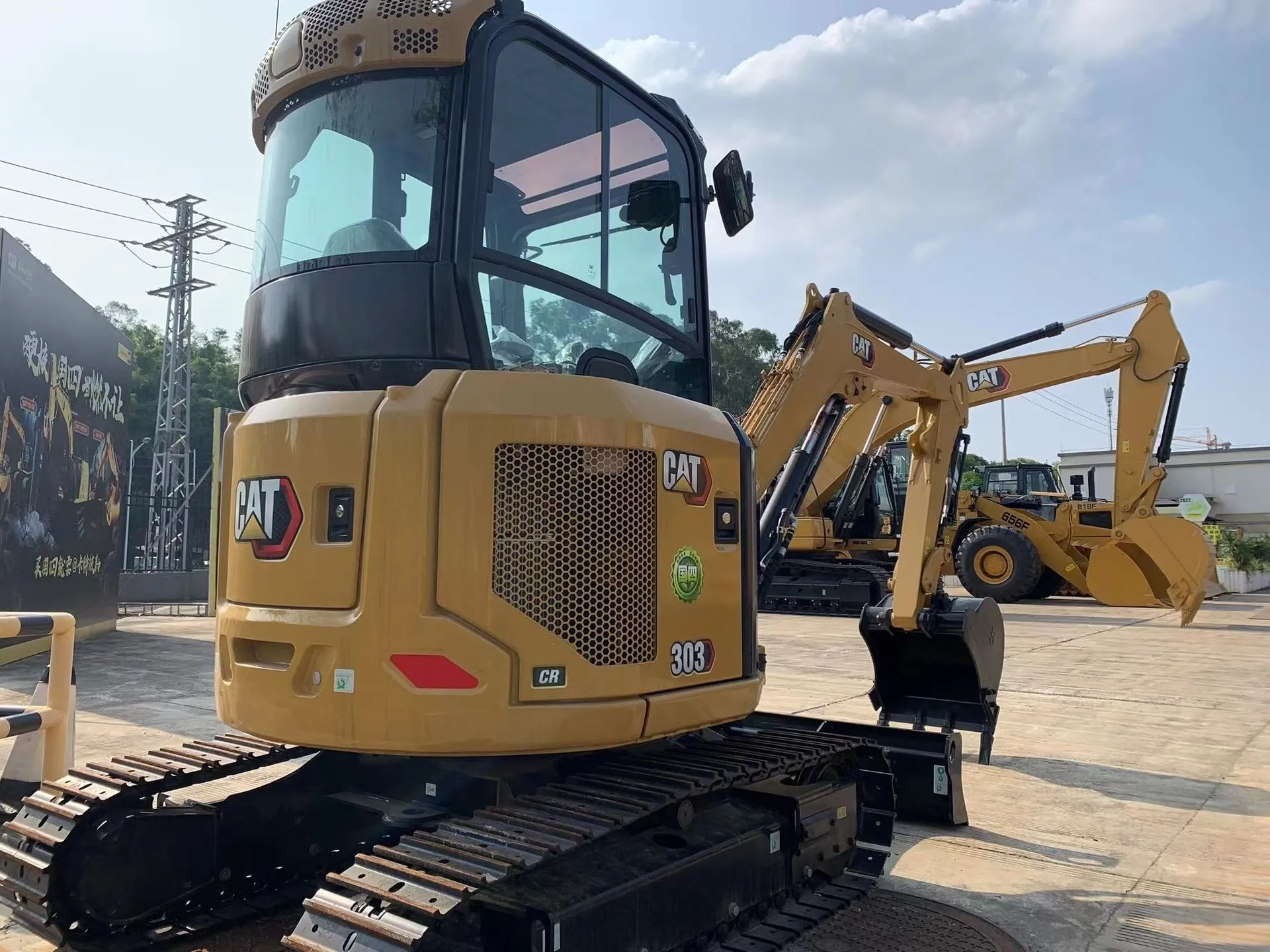 CAT303 мини б/у экскаватор на складе высокое качество продажу Подержанный cat305. 5e2 CAT306 гусеничный низкая цена