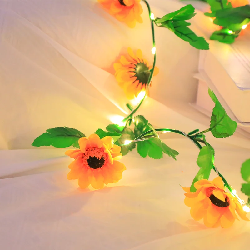 Morden Style Solar Swaying Lights Hanging String Curtain Lights Vines String Lights Party Garden Haunted House Decor