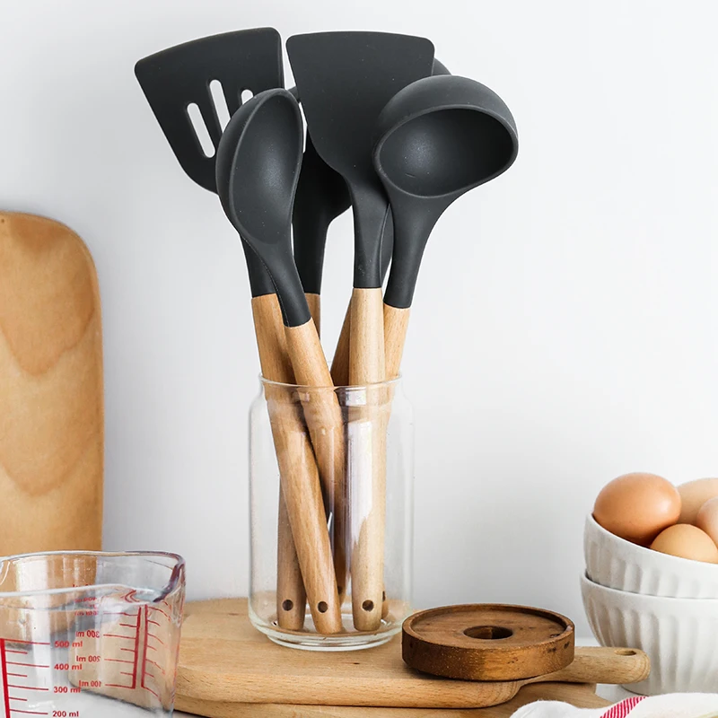 9Pcs Kitchen Utensils Set Cheap Non-stick Heat Resistant Silicone Frying Shovel Cooking Tools With Wooden Handles 1788