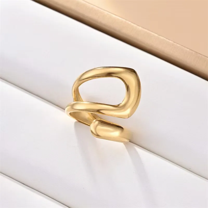 Wholesale stainless steel ring Fashion light luxury 18K drop oil simple open ring oil pressure titanium steel ring