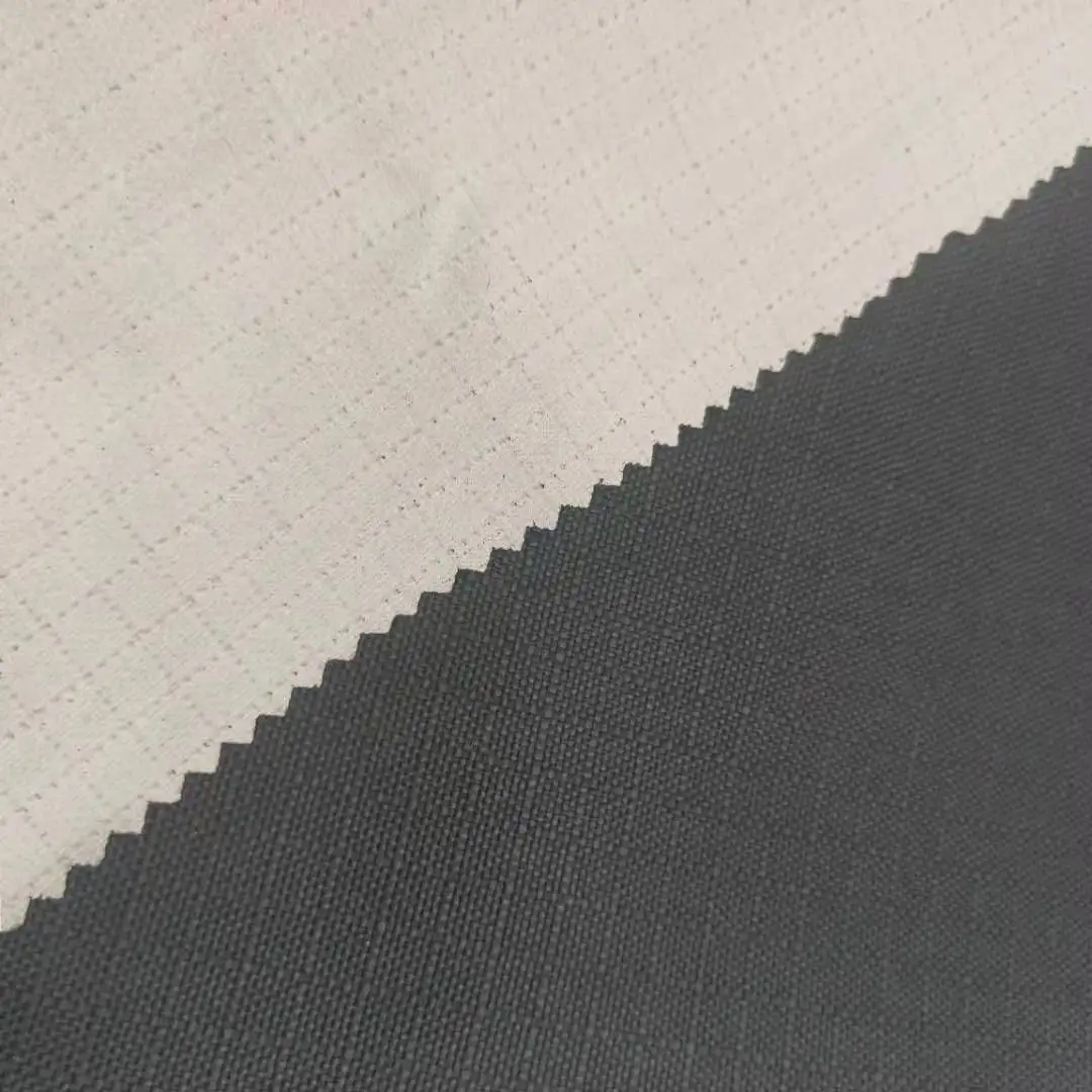 
China manufacture polyester fibers 600d ribstop oxford with wr and pu milky coated daroon for bags tents or luggages 