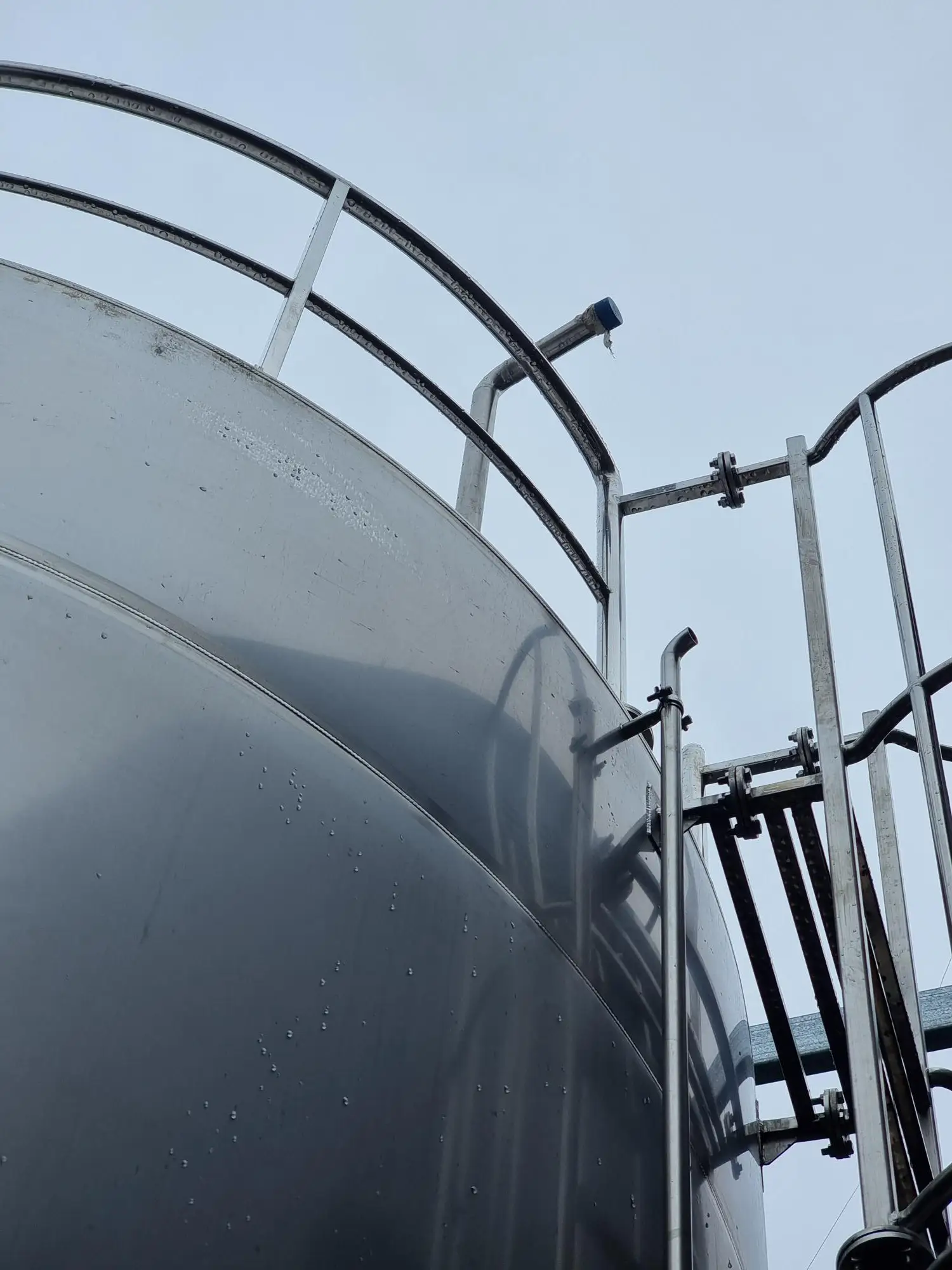 Sanitary Liquid Buffer Tank Edible Oil Storage Tanks