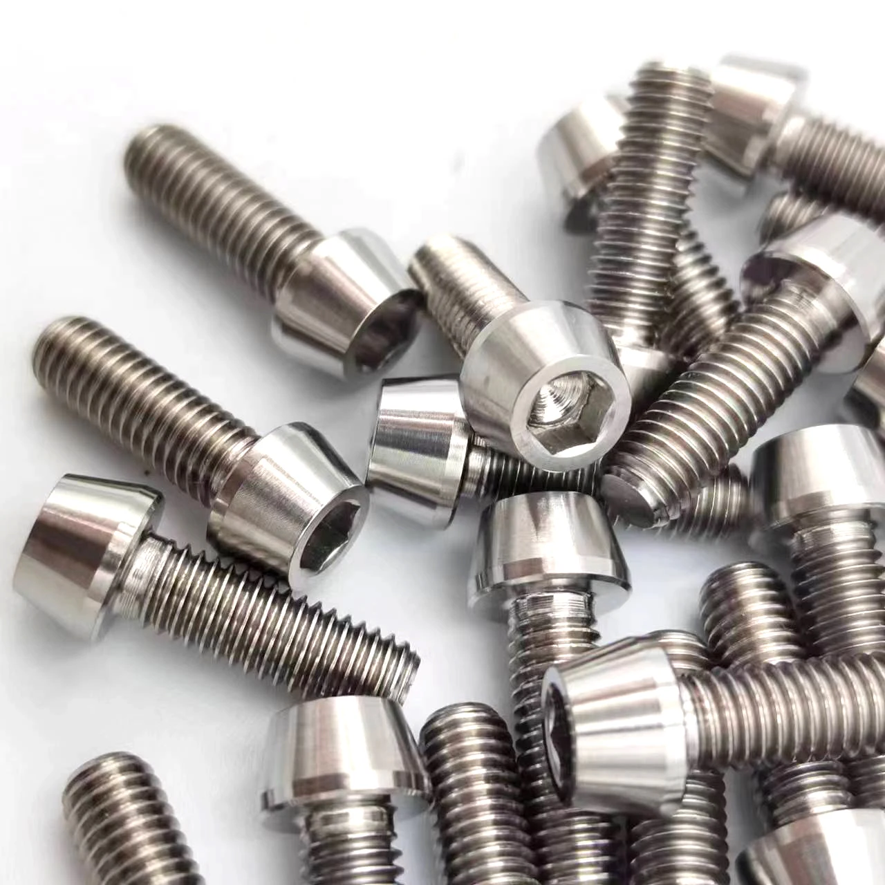 Bicycle modification accessories titanium alloy bolt cone head hexagonal M6 * 25 titanium screw