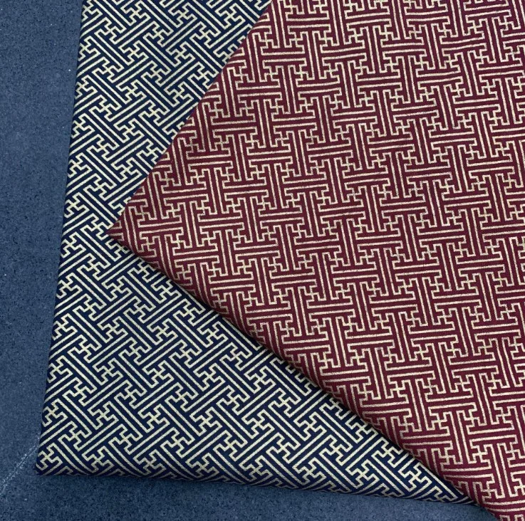 Manufacture Wholesale Geometric Design  Stamping Printing Metallic Cotton Fabric for Men Clothing Tang Suit