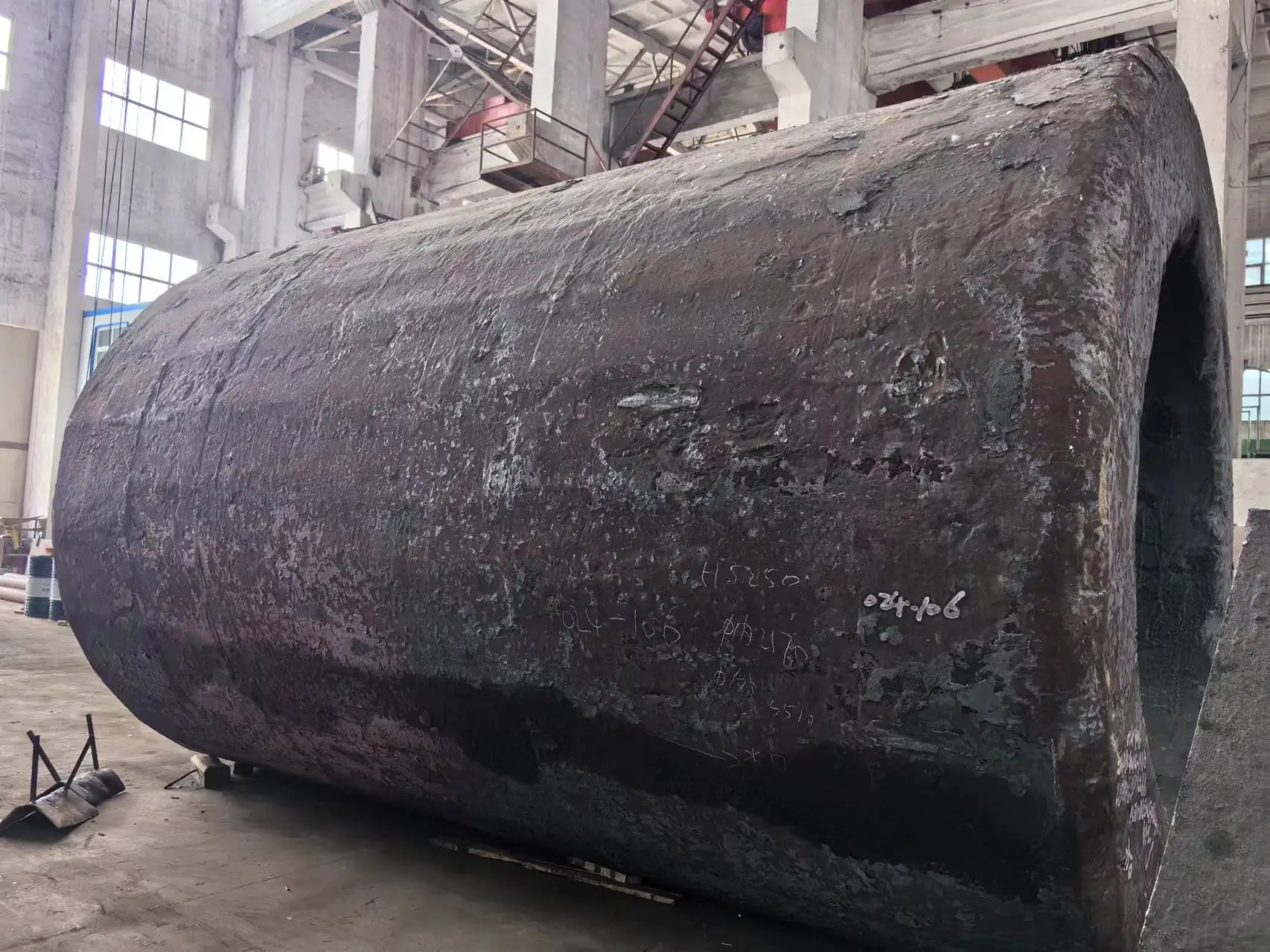 C45 4130 4140 42CrMo4 4340 грубая обработка и UT JIS EN ASME ASTM гидравлическая втулка цилиндра кованая