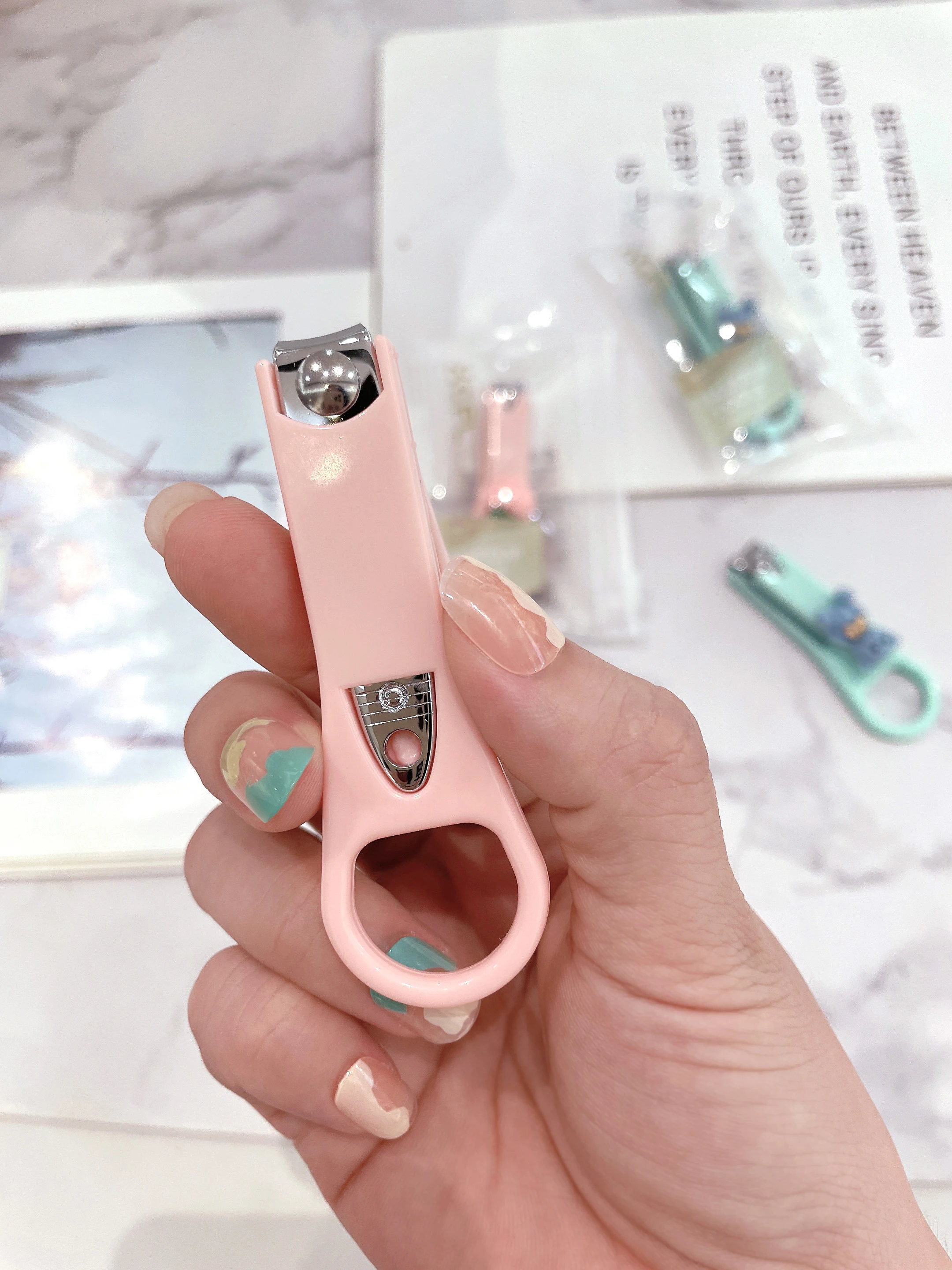 SBELLE Hot Sell Top Multifunctional Corta Cutculasnail Cuticle Nipper Pedicure Cuticle Nail Nippers Cutical Nail Nippers HRC Gua