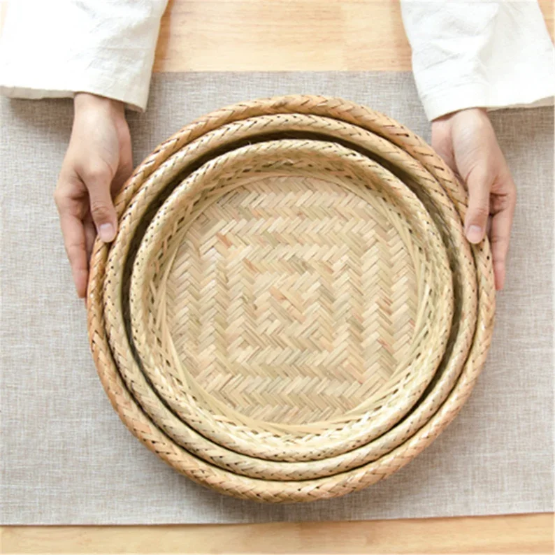 Handmade Eco-friendly Woven Bamboo Tray Shape Round Rustic Simple Design For Kitchen/ Picnic/ Restaurant