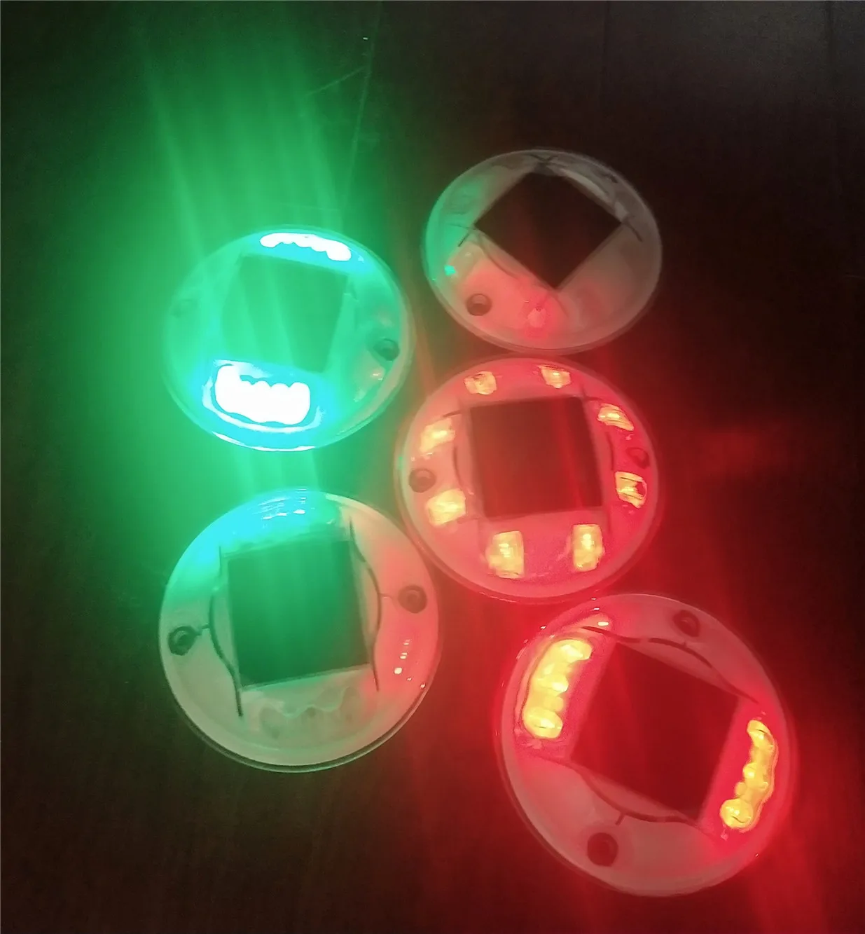 New style pavement marking LED solar reflective plastic road