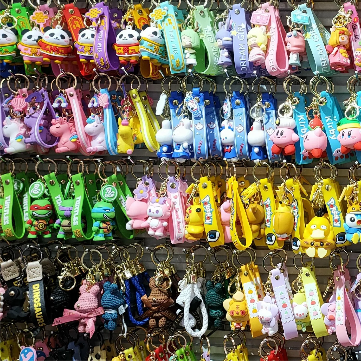 3D cartoon anime personalized customization PVC keychain rubber car keychain doll backpack pendant promotion keychain