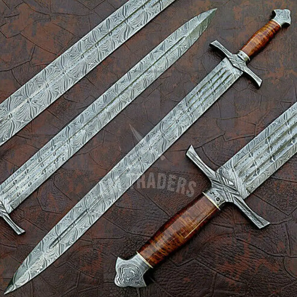 
Custom Made Damascus Steel Sword DT-18-SK1118 