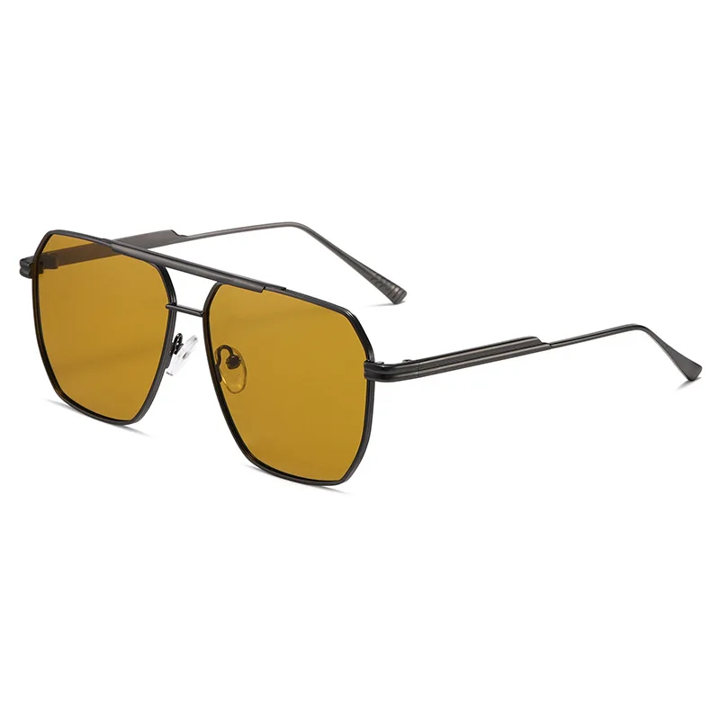 2022 New Arrival Luxury Fashion Square Metal Frame Unique Punk Sunglasses Women And Men