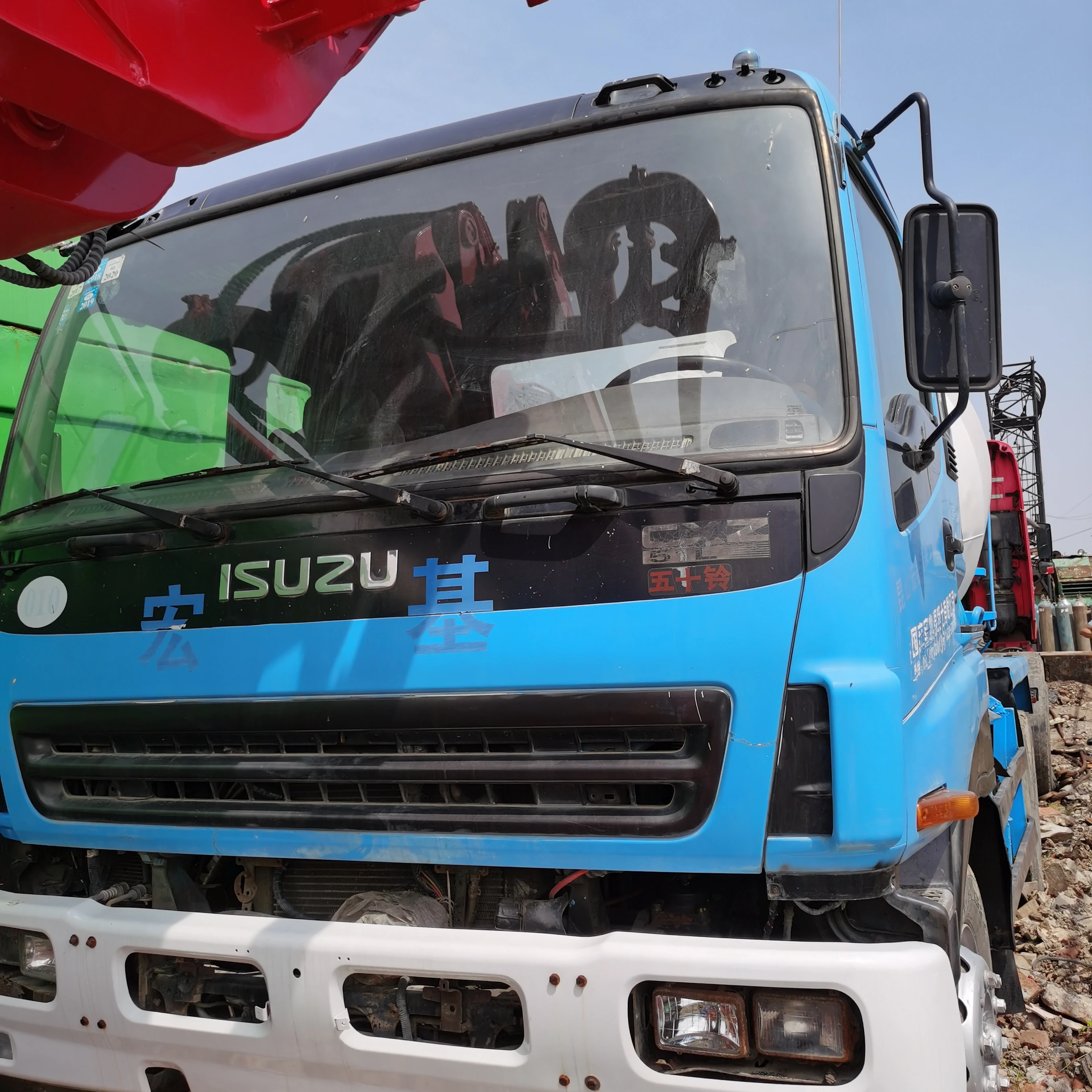 used isuzu mixer truck