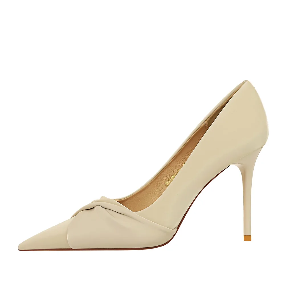 Korean Version Elegant Banquet High Heels Stylish Ladies And Girls Shoes With Heel Wholesale Shoes On Heels