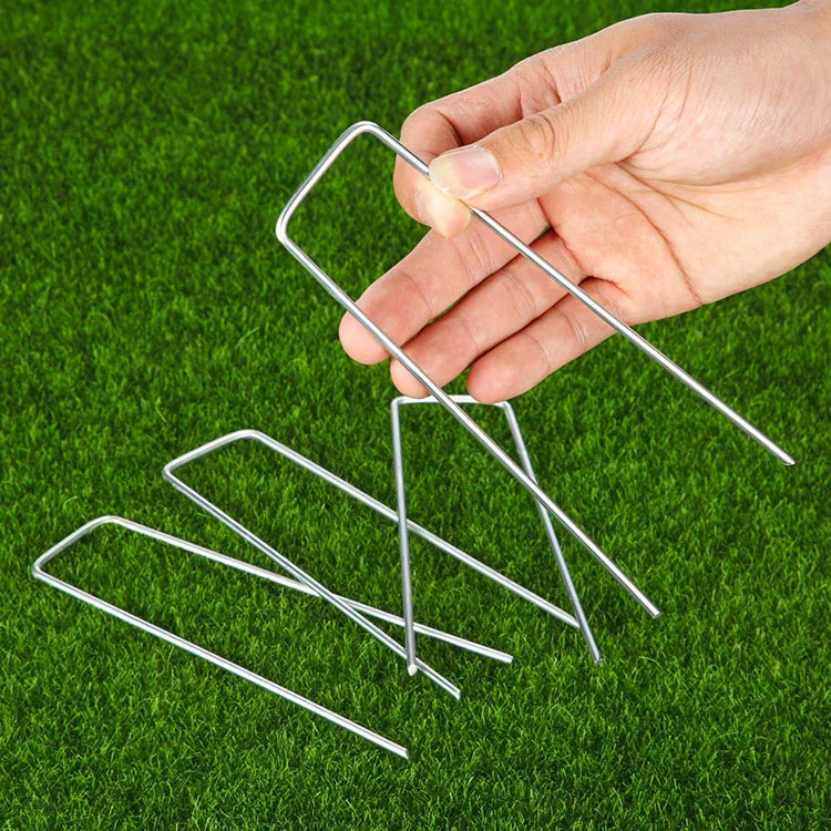 200 Pack 6 Inch Garden Landscape Staples Galvanized Stakes 11 Gauge Sod and Fence Stakes Gardening Supplies for Ground Cover