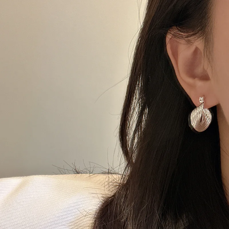 Wholesale South Korea S925 Sterling Silver INS Fashion Huggie Earrings for Women