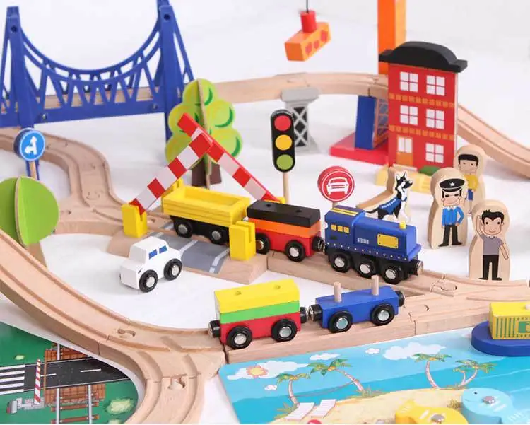 amazon hot-selling wooden simulated track toys wholesale wood train toy set for Safety wooden kids toys