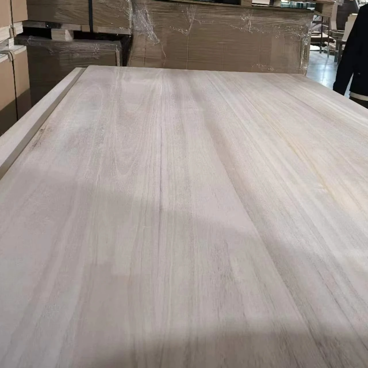 Paulownia wood timber