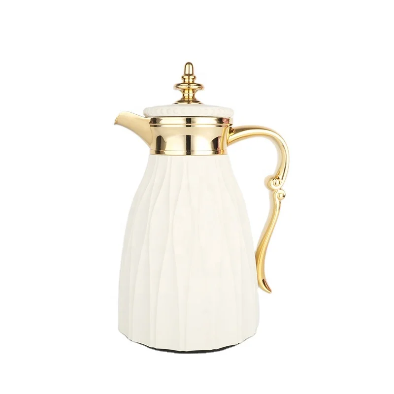 Y2020 Newest fashionable model Arabic style Plastic Body with color coating 700 ml Glass Thermal pot